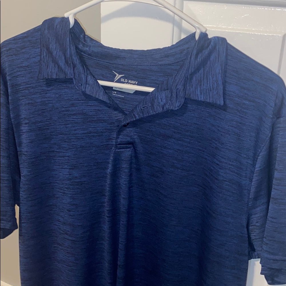 blue shirt